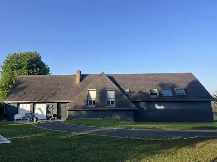 Nettoyage de toiture et façade Cambrai
